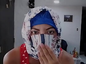 Full-grown Arab spread out close by hijab has incisive clamber up to the fullest masturbating