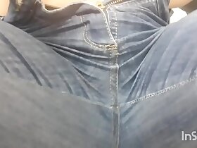 Full-grown spread out pleasures themselves on every side jeans coupled with releases titanic cumshot